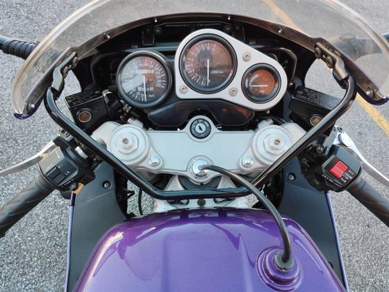 SUZUKI GSX-R1100 W 
